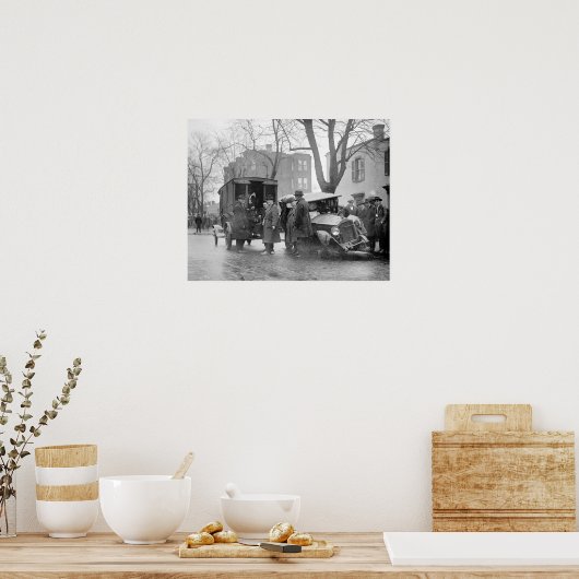 Bootlegger's Wrecked Car, 1922.  foto Poster (Keuken)