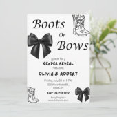 Boots or Bows Gender Reveal Invitation Kaart (Staand voorkant)