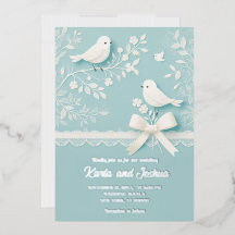 Bord Blauwgroen met romantisch kant en vogelbruilo