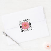 Bord Roze Gerbera Daisy Zwart Scroll Design Seal Vierkante Sticker (Envelop)