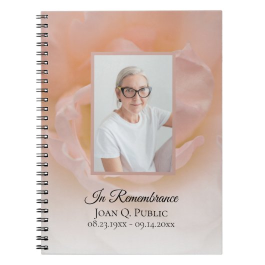 Bord Roze Roze Bloemblaadjes Uitvaart Gastenboek Notitieboek (Voorkant)