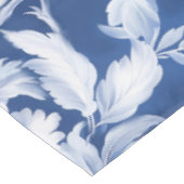 Bord wit/blauw herhaal roos tafelkleed (Gekanteld)