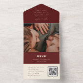 Bordeaux Minimalistische Trouwfoto QR Code RSVP All In One Uitnodiging (Binnen)