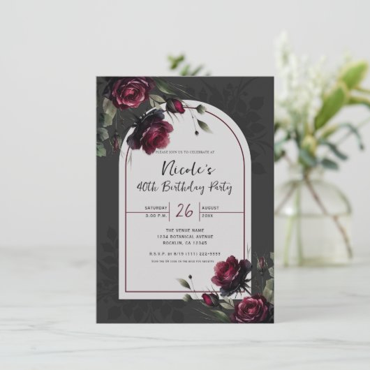 Bordeaux Rode Rozen Schaduwrijke Grijze Bloemige V Kaart (Staand voorkant)