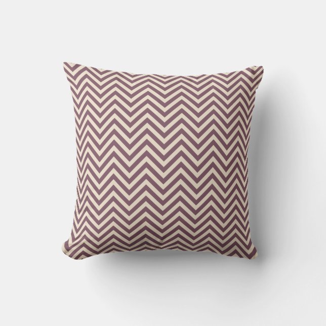 Bordeaux Wit Chevron Geometrisch Patroon Buitenkussen (Voorkant)