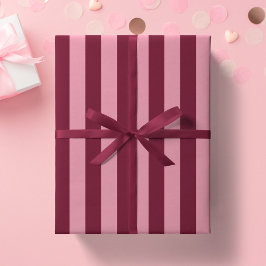 Bordeauxrood en roze streeppatroon vet kersenrood cadeaupapier