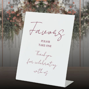 Bordeauxrood Minimalistisch Elegant Script Favorie Reclamebord Met Voetstuk