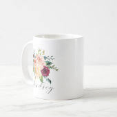 Bordeauxroze bloemboeket script naam koffiemok (Voorkant links)