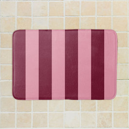 Bordeauxroze grote streeppatroon vette kersenrood badmat