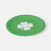 Borden met bladerpapier met witte klaver papieren bordje (Gekanteld)