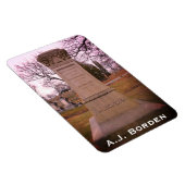 Borden Monument, Herfst River, MA - A.J. Borden Magneet (Rechterzijde)