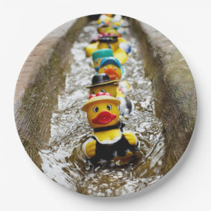 Borden van rubber wegwerppapier papieren bordje
