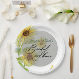 Borden van zonnebloempitten papieren bordje