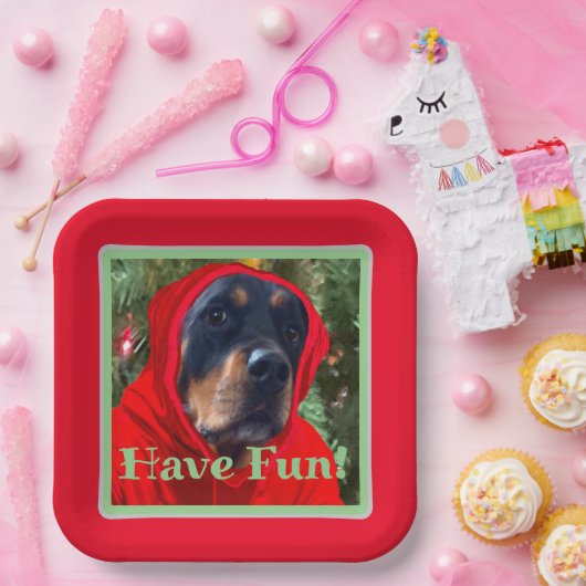 Borden voor rottweilerpapier hebben afgewerkt papieren bordje (Feest)