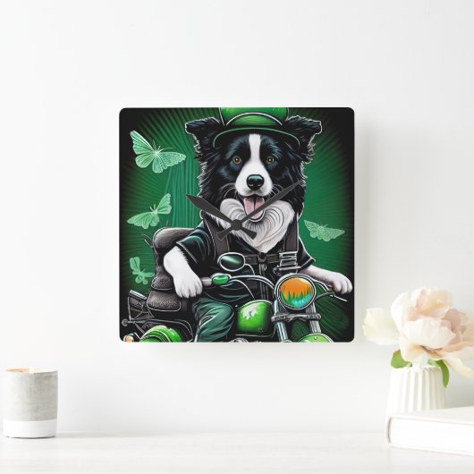 Border Collie Dog Driving Bike St. Patrick's Day Vierkante Klok (Huis)