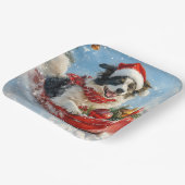 Border Collie Hond in Sledge Laat het Sneeuw Kerst Papieren Bordje (Gebogen)