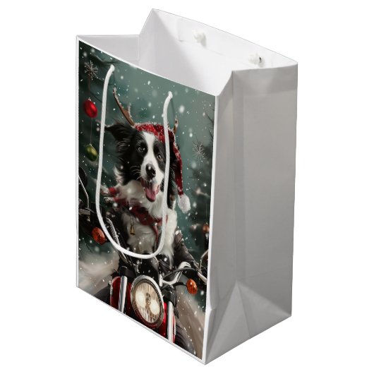 Border Collie Hond Rijden Motorfiets Kerstmis Medium Cadeauzakje (Voorkant Gekanteld)