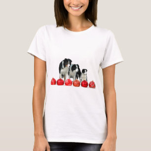 Border Collie Honden met Rode Kerstmis Ornamenten T-shirt