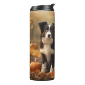 Border Collie Puppy Autumn Delight Pompoen Thermosbeker (Gedraaid links)