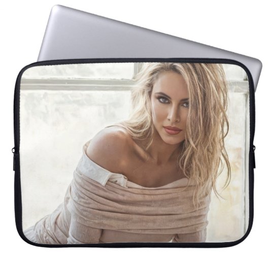 Born From Daylight electronics bag Laptop Sleeve (Voorkant)