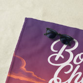 Born to Chase Sunsets Tropical Beach Vibes Strandlaken (In situ)