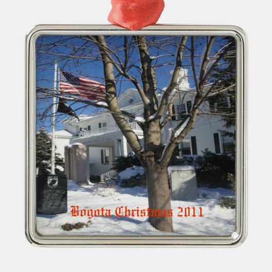 Boro Hall Ornament (Voorkant)