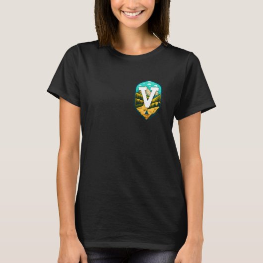 Borst Patch V Minimalist Mountain Camping T-shirt (Voorkant)