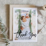 Borstel met briefing foto bruiloft bedankkaart<br><div class="desc">Geef bedankt aan uw familie en vrienden met deze bijtende foto dank u kaart met zwart script en bladeren patroon. Dit briefkaart zal perfect zijn voor bruiloften,  afstuderen en soortgelijke evenementen. Pas dit briefkaart aan door uw eigen foto en details toe te voegen.</div>