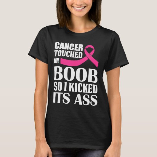 Borstkanker raakte mijn borst, dus ik schopte het t-shirt (Voorkant)