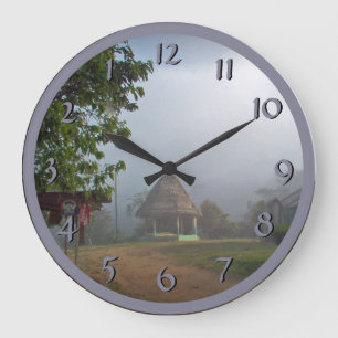 Boruca - Costa Rica Remote Village Backward Clock Grote Klok