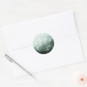 Bos, dennenbomen, slingerlichtjes groen ronde sticker (Envelop)