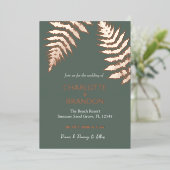 Bos groene varens buiten bruiloft goud folie uitnodiging (Staand Voorkant)