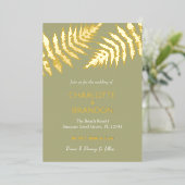 Bos groene varens buiten bruiloft goud folie uitnodiging (Staand Voorkant)