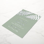 Bos groene varens buiten bruiloft zilver folie uitnodiging (Gedraaid)