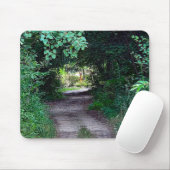 Bos overkapping over een vuil pad muismat (Met muis)