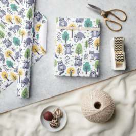 Bosachtige Speelse Wasberen Cadeaupapier