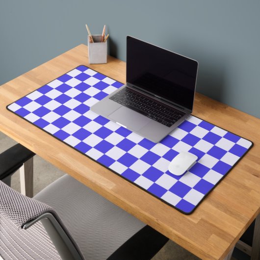 Bosbessencrème geruit patroon bureaumat (Kantoor 2)