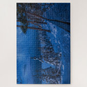 Bosbouwpad in winternacht puzzel (Verticaal)