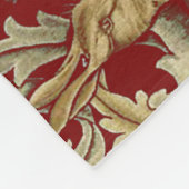 BOSDIEREN, FOX, PEACOCK, HARE IN RODE PLANTEN FLEECE DEKEN (Hoek)