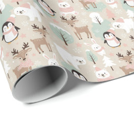 Bosdieren in een fantasievol woud in de winter cadeaupapier