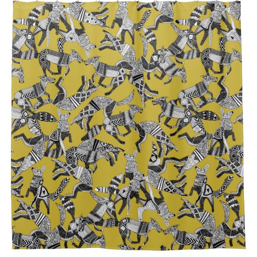 bosgebied fox ochre yellow douchegordijn (Voorkant)