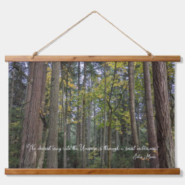 Boslandschap met citaat van John Muir Hangend Wandkleed