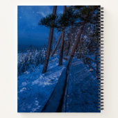 Bospad in de winternacht notitieboek (Achterkant)