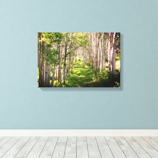 Bospad in late lente canvas afdruk (Insitu (Houten vloer))