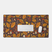 Bospaddenstoelen en herfstflora op bruin bureaumat (Keyboard & Muis)