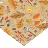 Bospaddenstoelen en herfstflora op oker korte tafelloper (Hoek)