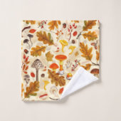 Bospaddenstoelen en herfstflora op room bad handdoek (Wasdoekje)