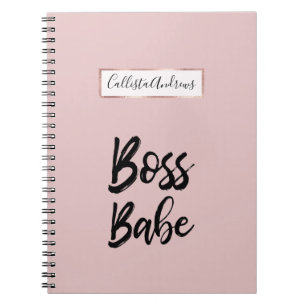 Boss Babe Quote Zwart Roze Eenvoudige Typografie Notitieboek