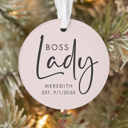 Boss Lady Logo Blush Pink gepersonaliseerd Ornament (Boom)