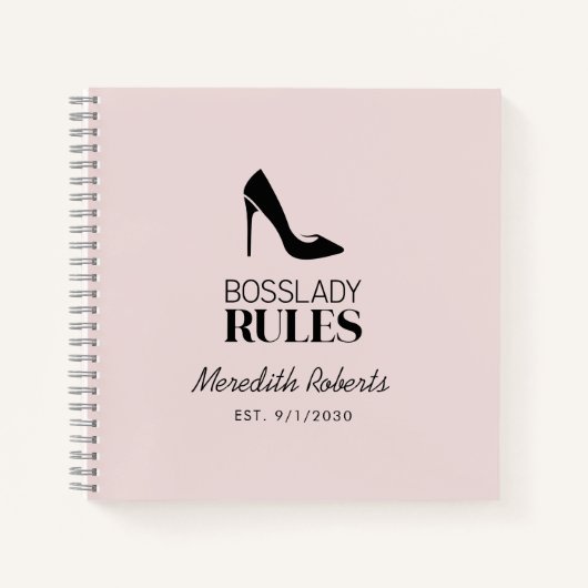 Boss Lady Stiletto Logo Blush gepersonaliseerd Notitieboek (Voorkant)